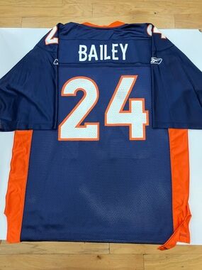 Y2K Denver Broncos Champ Bailey Jersey size Large
